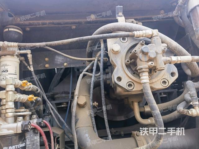 液壓泵斜45?左（大件艙室）