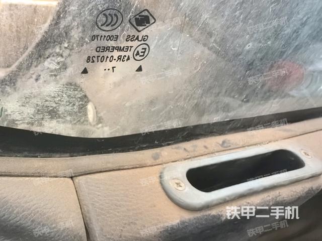 駕駛室左后45度(駕駛室部分) 駕駛室左后45度(駕駛室部分)