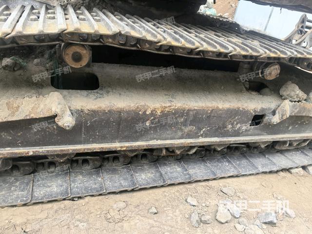 右侧行走马达盖板(行走机构) 右侧行走马达盖板(行走机构)