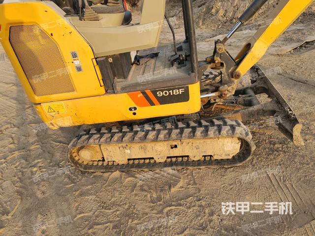 右前45(整機(jī)外觀) 右前45(整機(jī)外觀)