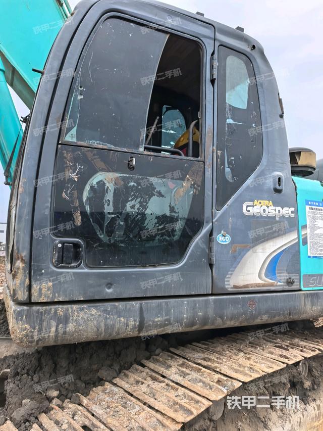 座椅左側(cè)控制臺(tái)/音響/含左手柄（駕駛室部分）