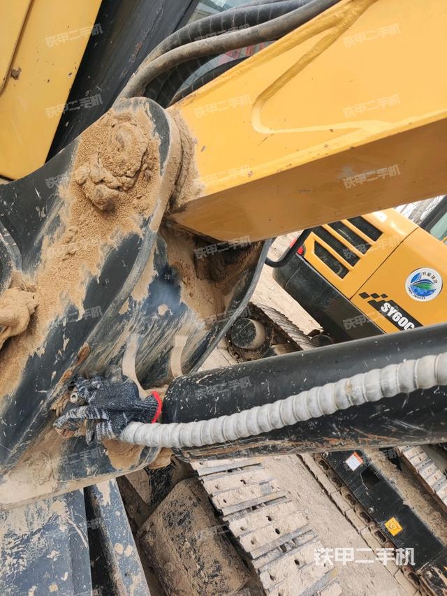 大臂根部?斜(工作和回轉裝置) 大臂根部?斜(工作和回轉裝置)