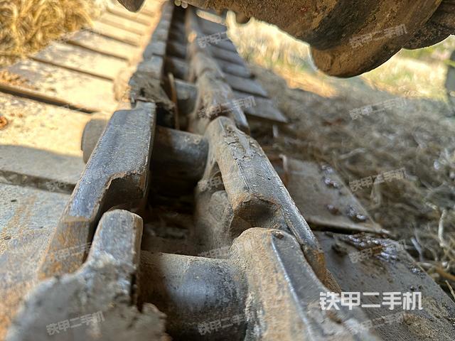 小松PC130-7挖掘机的设备实拍-第9张实拍照片
