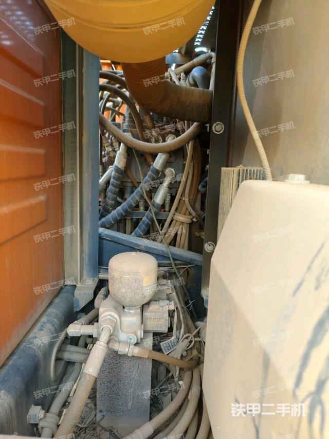 電瓶(大件艙室) 電瓶(大件艙室)