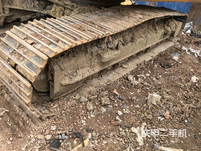 左側(cè)履帶整體?（行走機(jī)構(gòu)）