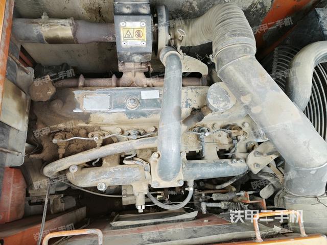 氣門室蓋螺絲特寫（上車部件）