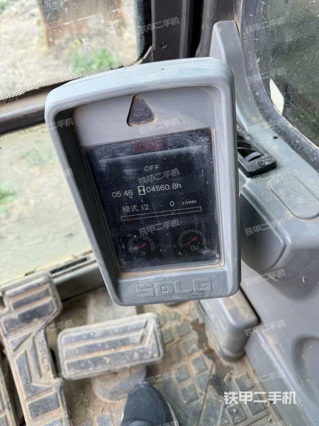 小時(shí)表（駕駛室部分）