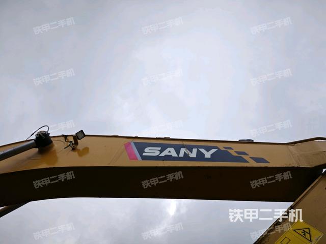 大臂整體?右側(cè)(工作和回轉(zhuǎn)裝置) 大臂整體?右側(cè)(工作和回轉(zhuǎn)裝置)