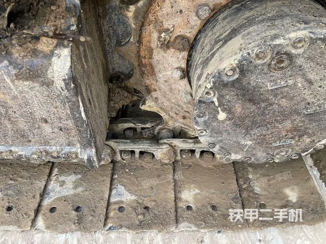 左驅(qū)動(dòng)輪(行走機(jī)構(gòu)) 左驅(qū)動(dòng)輪(行走機(jī)構(gòu))