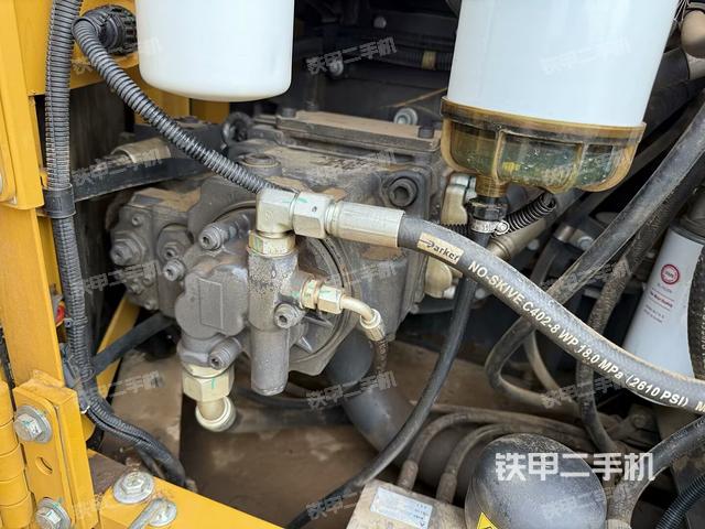 液壓泵斜45?左（大件艙室）