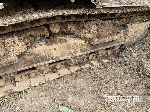 左驅(qū)動(dòng)輪（行走機(jī)構(gòu)）