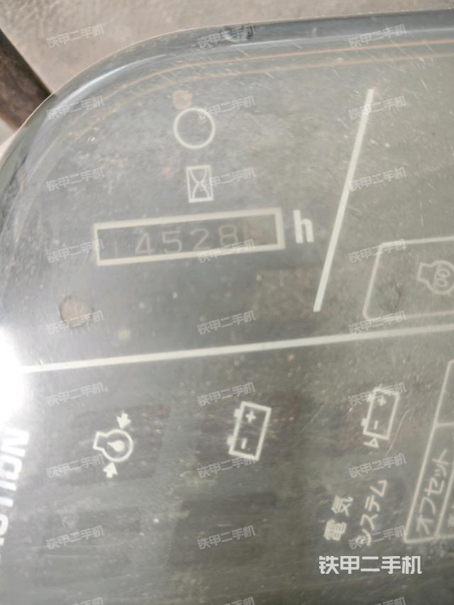 小時(shí)表(駕駛室部分) 小時(shí)表(駕駛室部分)