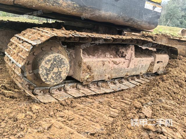 左側(cè)履帶整體?（行走機(jī)構(gòu)）