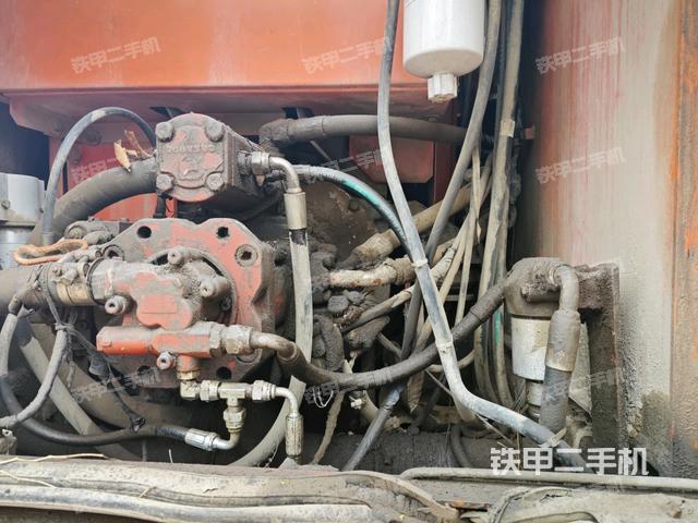 液壓泵室（大件艙室）