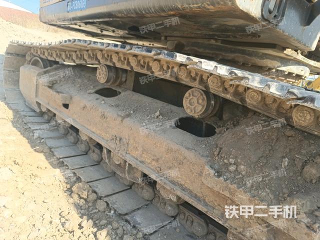 右側(cè)履帶整體（行走機(jī)構(gòu)）