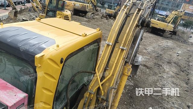 駕駛室頂部（整機(jī)外觀）