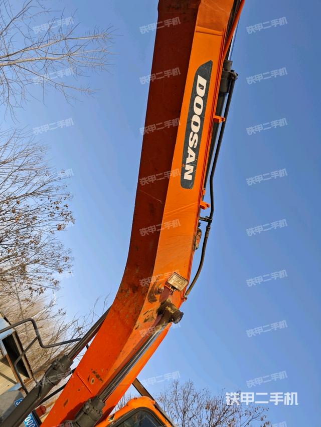 大臂整體?右側(cè)（工作和回轉(zhuǎn)裝置）