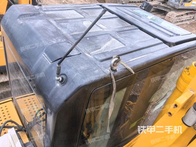 駕駛室頂部俯視（上車部件）