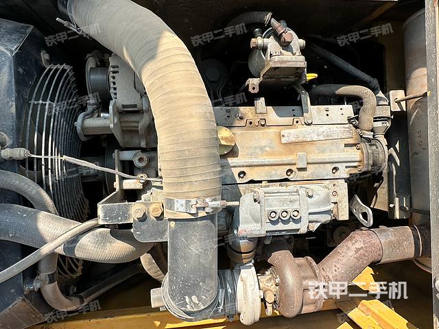 發(fā)動(dòng)機(jī)整體俯視（整機(jī)外觀）