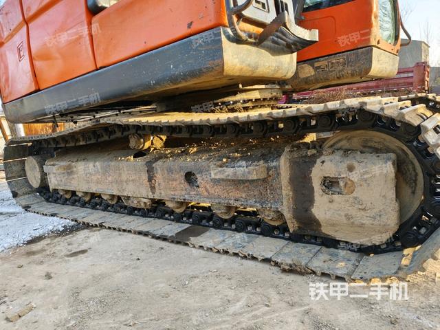 右側(cè)行走馬達(dá)蓋板（行走機(jī)構(gòu)）