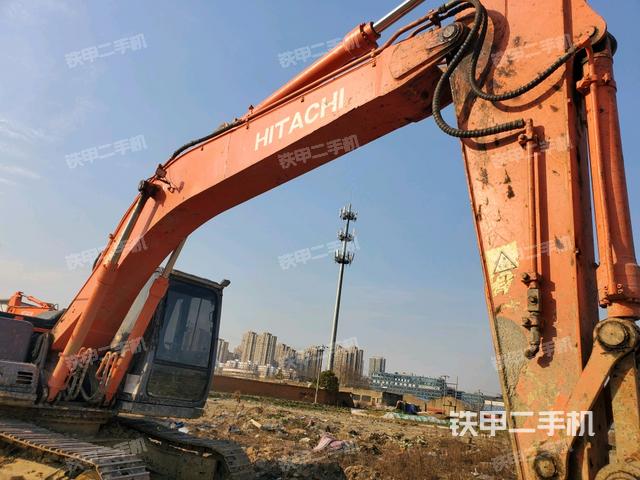 大臂整體?右側(cè)(工作和回轉(zhuǎn)裝置) 大臂整體?右側(cè)(工作和回轉(zhuǎn)裝置)