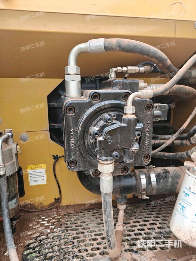 液壓泵室（大件艙室）