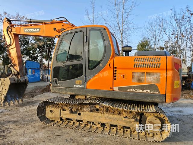 左后45(整機(jī)外觀) 左后45(整機(jī)外觀)