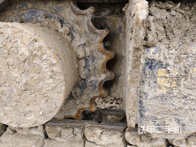 左驅(qū)動(dòng)輪（行走機(jī)構(gòu)）