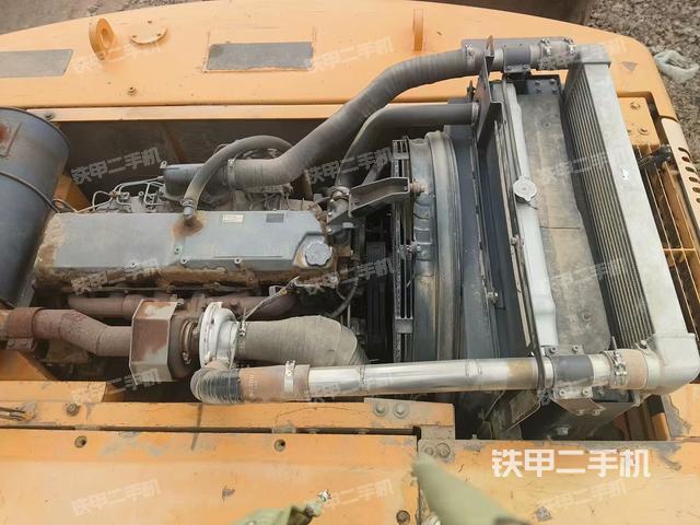 發(fā)動機整體俯視(整機外觀) 發(fā)動機整體俯視(整機外觀)