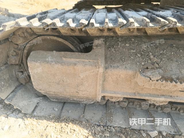 左驅(qū)動(dòng)輪（行走機(jī)構(gòu)）