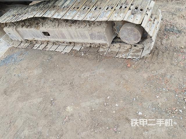 单侧履带整体（整机外观）