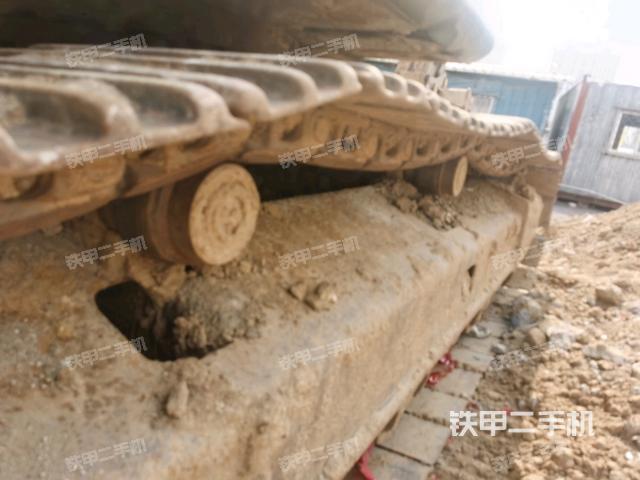 左側(cè)行走馬達蓋板（行走機構(gòu)）