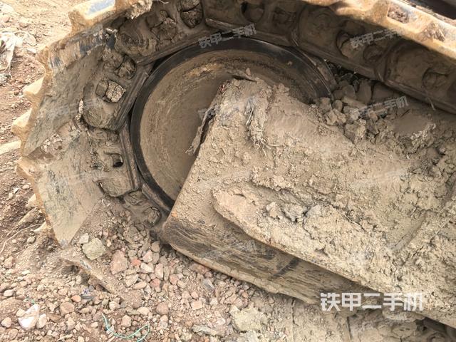 左驅(qū)動(dòng)輪（行走機(jī)構(gòu)）