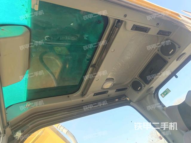 頂棚整體（駕駛室部分）