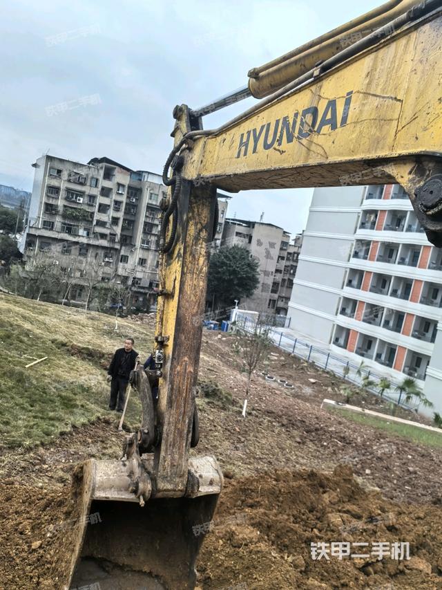 小臂整體左后（工作和回轉(zhuǎn)裝置）