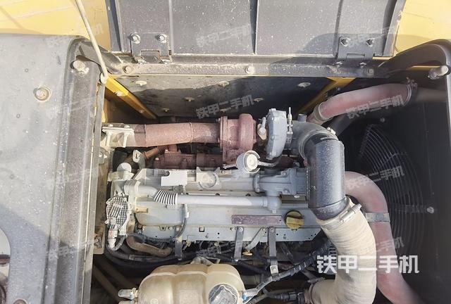 發(fā)動(dòng)機(jī)整體俯視（整機(jī)外觀）