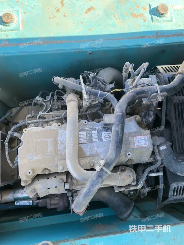 發(fā)動(dòng)機(jī)整體俯視(整機(jī)外觀) 發(fā)動(dòng)機(jī)整體俯視(整機(jī)外觀)