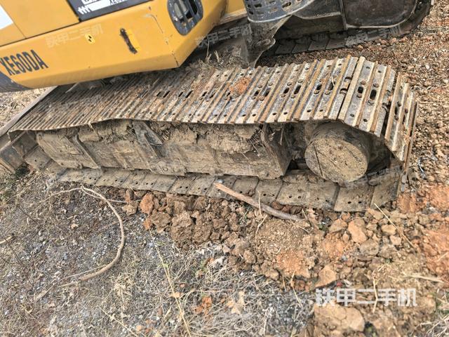 右側(cè)履帶整體?（行走機(jī)構(gòu)）