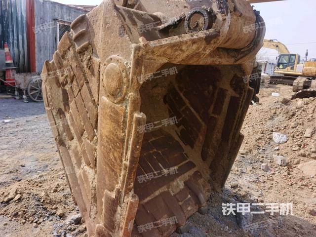 大臂整體?右側(cè)（工作和回轉(zhuǎn)裝置）