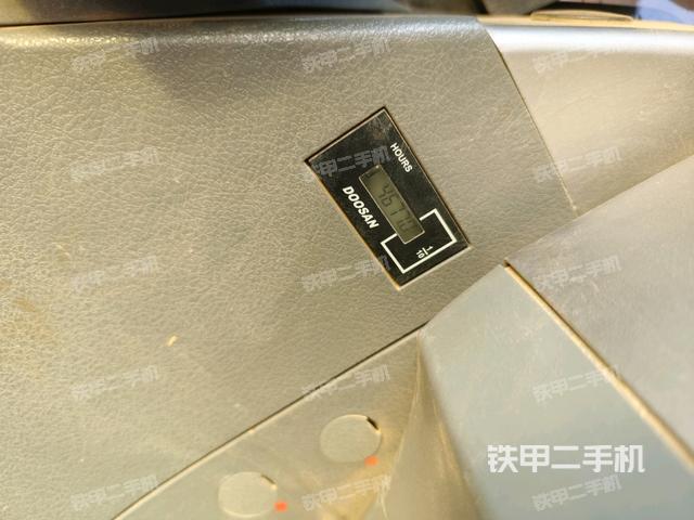 小時(shí)表(駕駛室部分) 小時(shí)表(駕駛室部分)