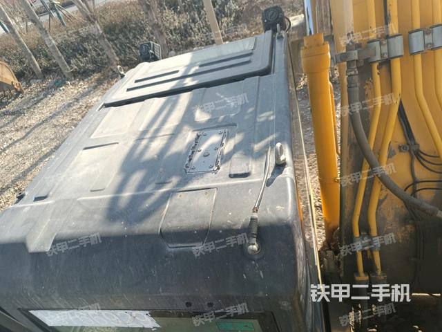 駕駛室頂部俯視(上車部件) 駕駛室頂部俯視(上車部件)