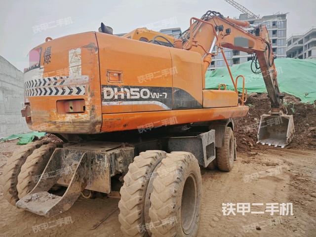 右后45（整機外觀）