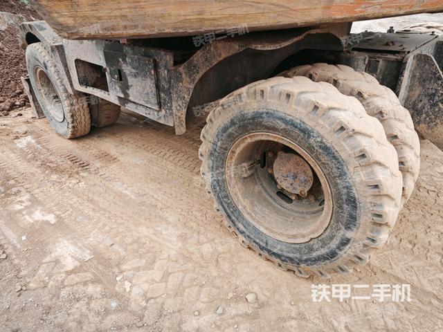 右側(cè)履帶整體（行走機構(gòu)）