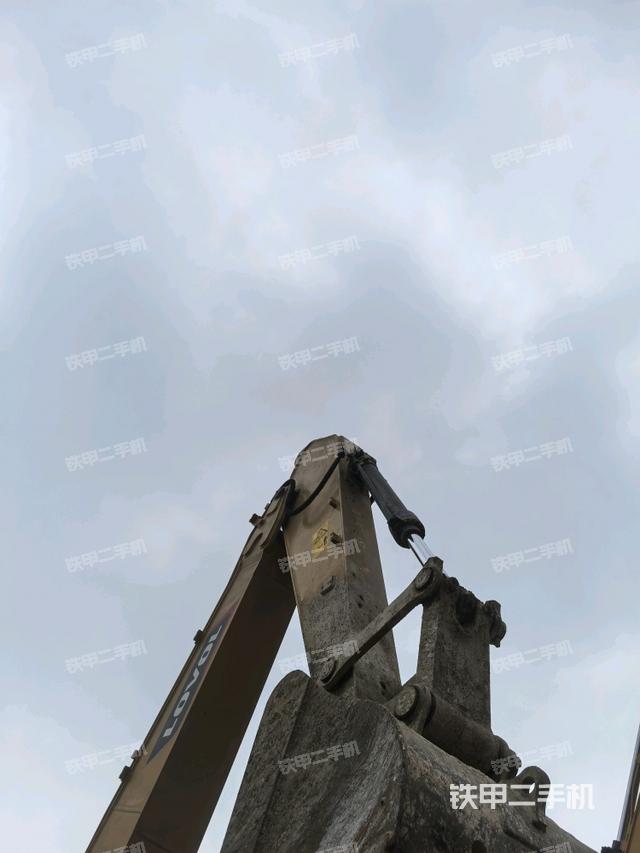 小臂整體左后（工作和回轉(zhuǎn)裝置）