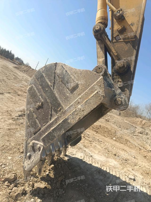 大臂整體?右側(cè)（工作和回轉(zhuǎn)裝置）