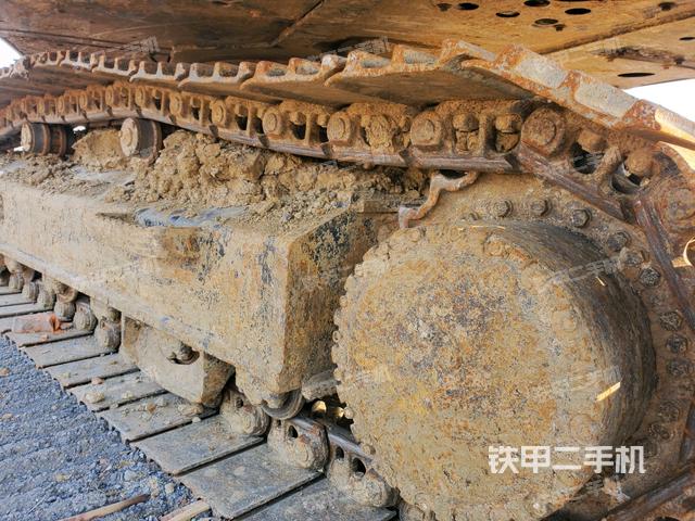 左側(cè)行走馬達(dá)蓋板(行走機(jī)構(gòu)) 左側(cè)行走馬達(dá)蓋板(行走機(jī)構(gòu))