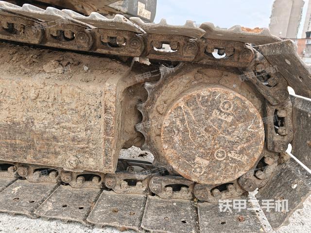 左側(cè)履帶整體?（行走機(jī)構(gòu)）