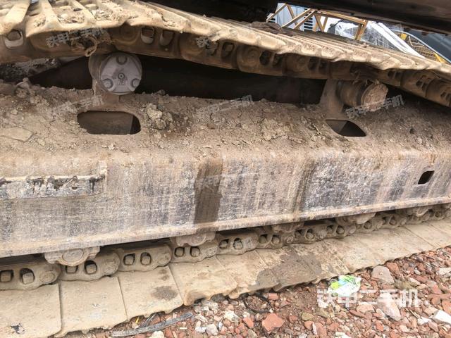 右側(cè)履帶整體（行走機(jī)構(gòu)）