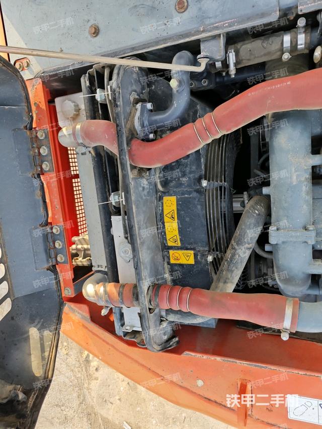 水箱+風(fēng)扇特寫（上車部件）