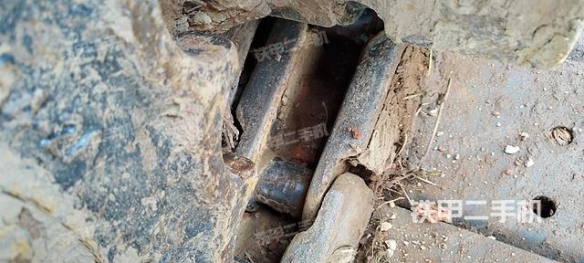 单侧履带整体（整机外观）